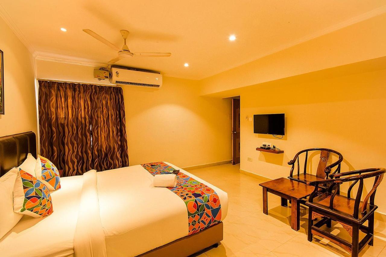 Blossoms Hotel & Service Apartments Chennai Extérieur photo